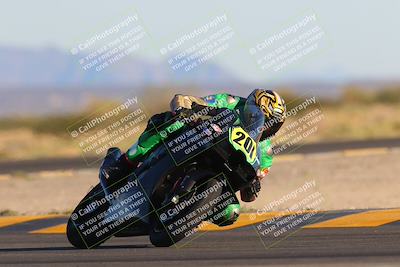 media/Oct-29-2022-CVMA (Sat) [[14c0aa3b66]]/Race 11 Amateur Supersport Open/